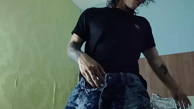 Freechat AlbertBernal69 on StripChat