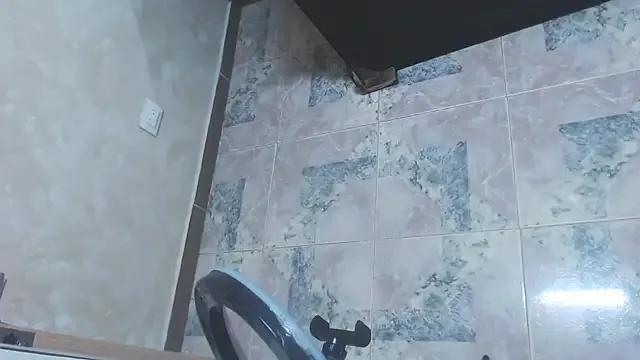 aperlacandycm01 — dance naked