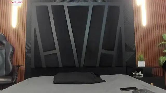 Freechat Brad_Summer on StripChat