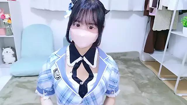 Group chihiro_ri on StripChat