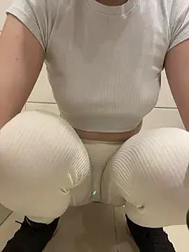 Cumonmme — Lower Legging to show off your panties