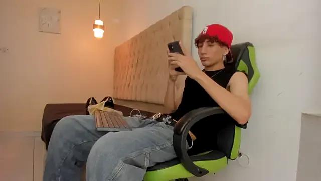 Freechat Darkknightx01 on StripChat