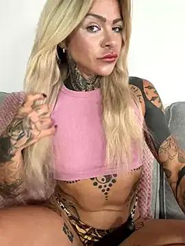 Divina_X_ on StripChat 