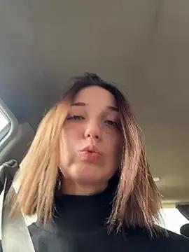 Freechat DollyTall on StripChat