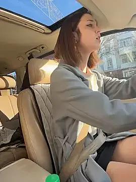 Freechat DollyTall on StripChat