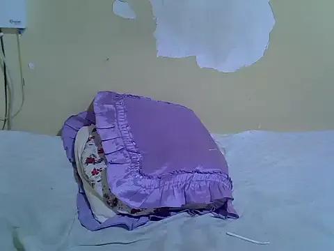 Freechat EbonyMina_ on StripChat