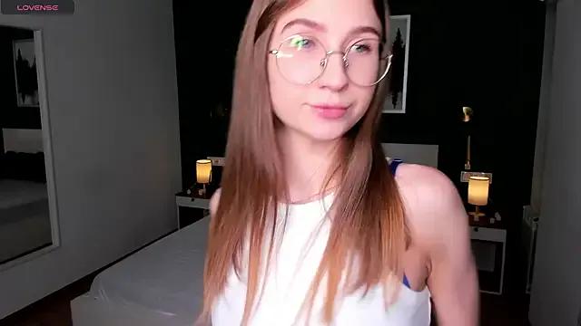 EditaBand — lower my shorts and play with panty