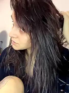 EllaBlowy on StripChat 