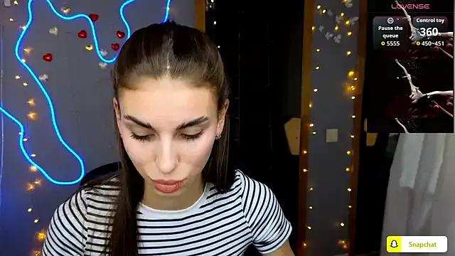 EmmyGreans on StripChat 