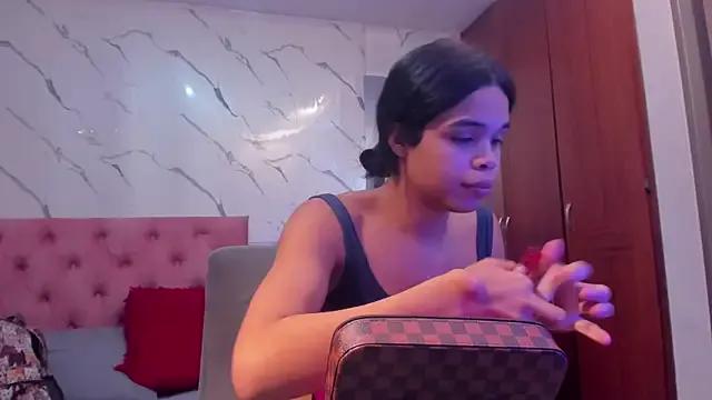 StripChat evelyn_wine is Freechat evelyn_wine — squirt + dildo in my ass