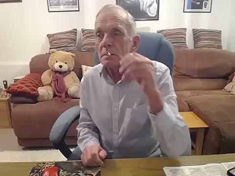 StripChat Ferret7777 is Freechat Ferret7777 — to get enough tkns for a min payout