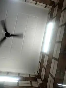 Hot_Goldess111 on StripChat