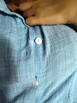 Hot_Goldess111 on StripChat