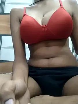 Hot_Goldess111 on StripChat