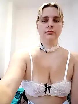 Freechat JessicaItalia on StripChat