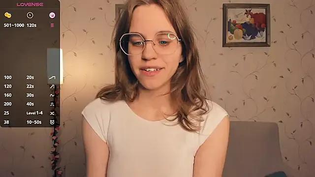 StripChat JoanBaggott is Freechat JoanBaggott — take off shorts and squeeze ass doggy