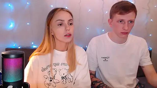 Freechat juliaanddima on StripChat