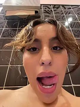 Katee_Jones on StripChat