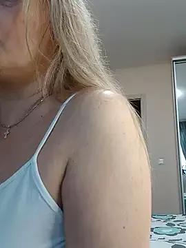 Private Liana_MilfHot on StripChat