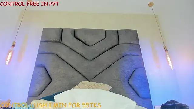 Liinda_Saenz on StripChat 