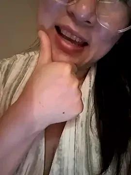 Liqinqin on StripChat 