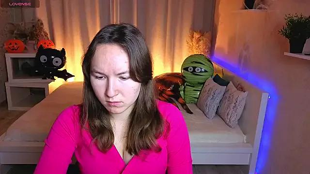 Little_doll_meow on StripChat 