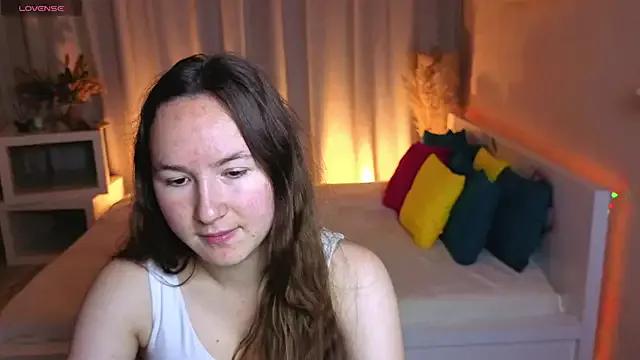 Little_doll_meow on StripChat 