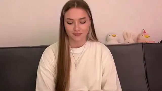 LouraStalter — Freechat on StripChat