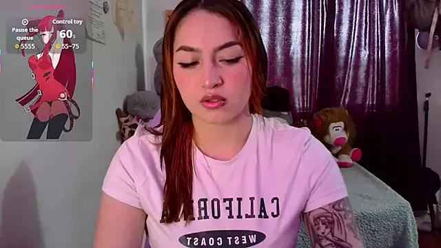 Freechat lucycherry__ on StripChat