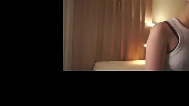 StripChat MargertDoyen is Freechat MargertDoyen — Two fingers indide my princess & lick