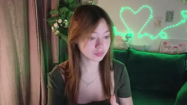 Freechat meow_mellie on StripChat