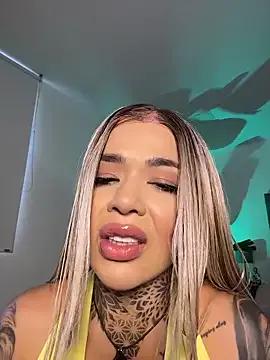 milaivanova — play with tits and oil