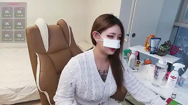 Freechat Milk_Sola on StripChat