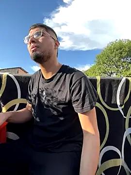 StripChat mirallesandbig is Freechat mirallesandbig — masturbate and cum