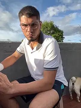 Freechat mirallesandbig on StripChat