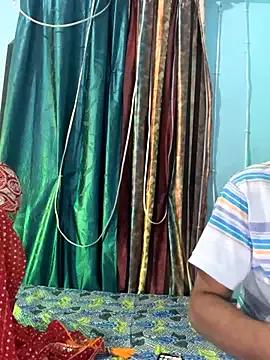 Mis_malika2 — Full nude in in public