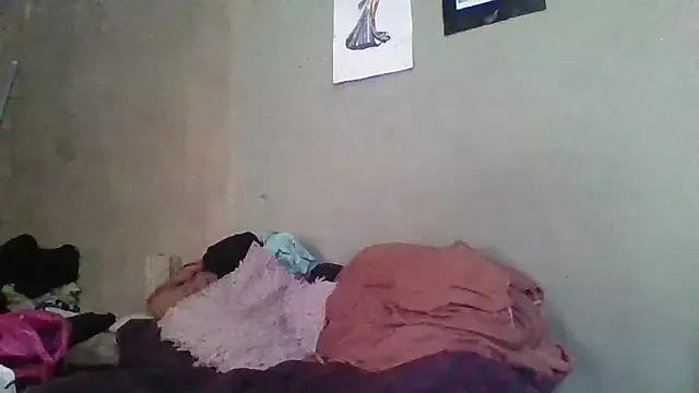 Moorella1 on StripChat 