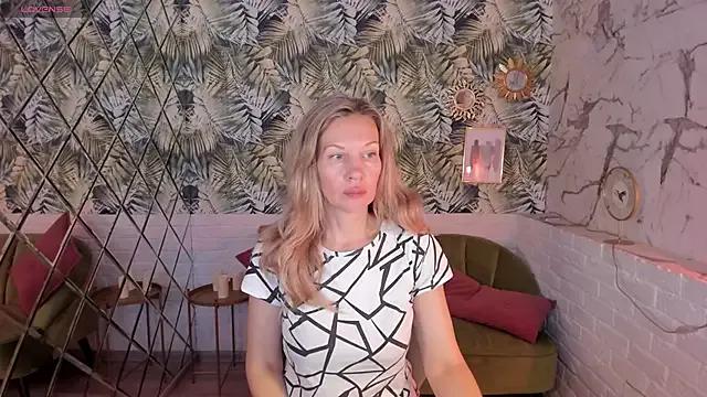 NancyGrace on StripChat 