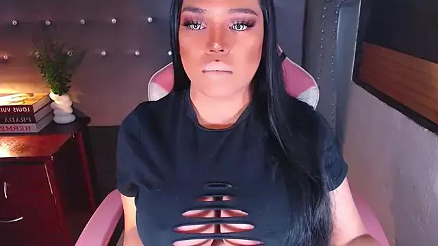 NancySy on StripChat 