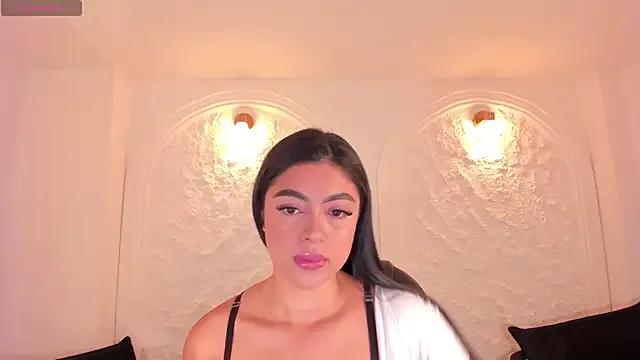 NataliaGaret on StripChat 