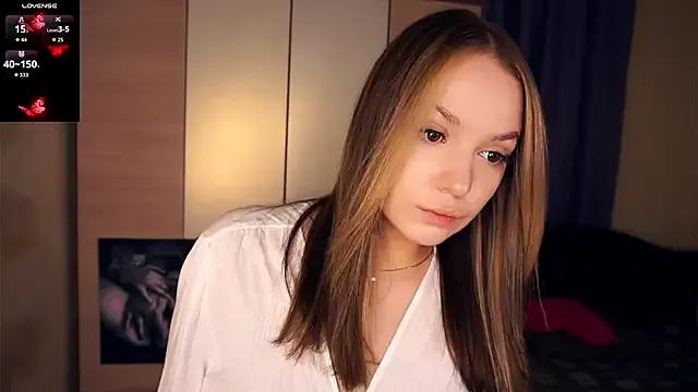 Freechat NguyetHankey on StripChat