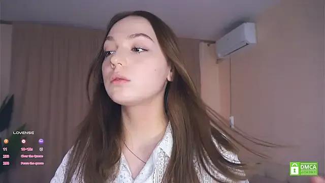 Freechat NguyetHankey on StripChat