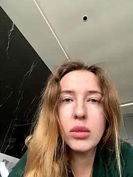 Nura_n_Sarah — SPANK ASSES IN DOGGY