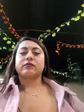 StripChat Oryk___ is Freechat Oryk___ — Boobs out for 4 minutes in public