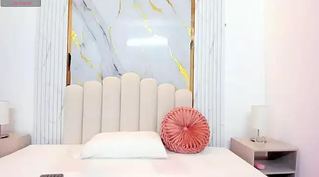 Freechat OSHUN_ on StripChat