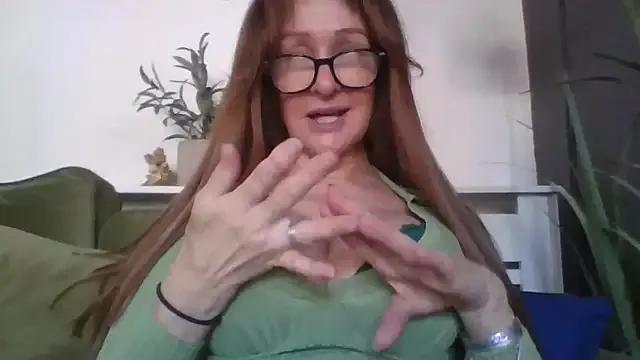 StripChat Princessviaa is Freechat Princessviaa — WHATSAPP AND A SEXY SURPRISE