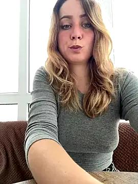 StripChat Puzdosia is Freechat Puzdosia — Rubbing pussy against a table leg