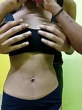 Quun_rosi on StripChat 