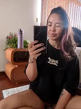 Freechat RenEnvy on StripChat