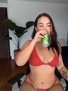 Freechat RenEnvy on StripChat